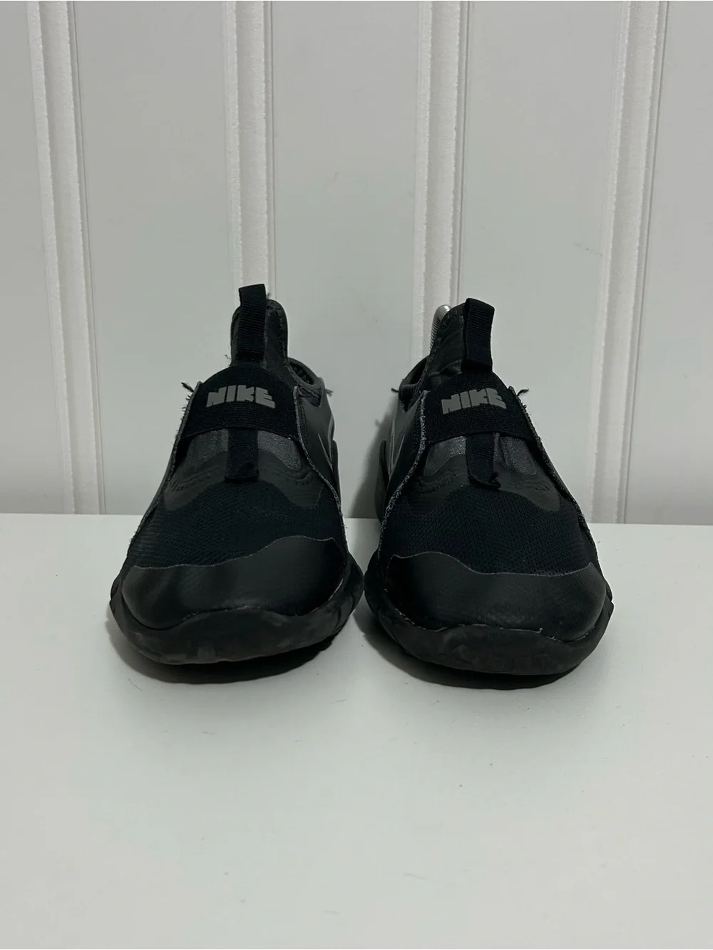 Nike flex runner black grey slip on
